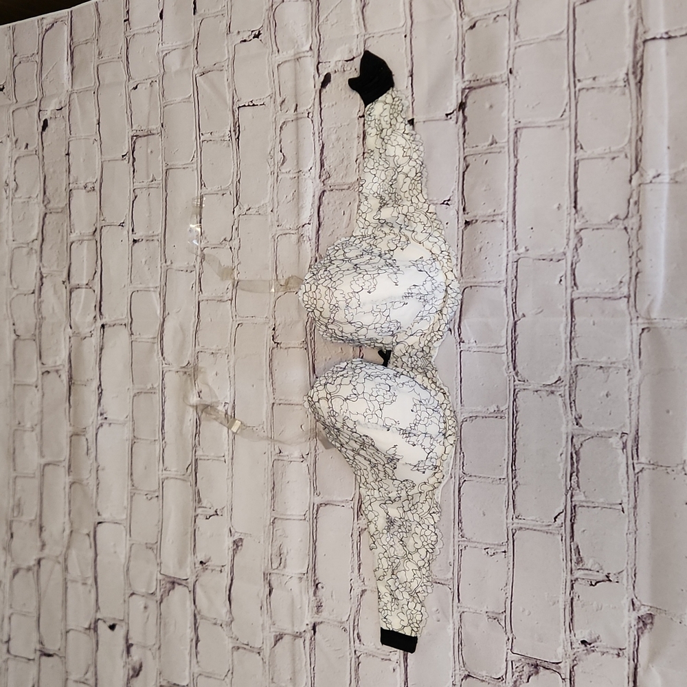 Victoria's Secret Dream Angels Multi way bra clear straps 34DD white & black
